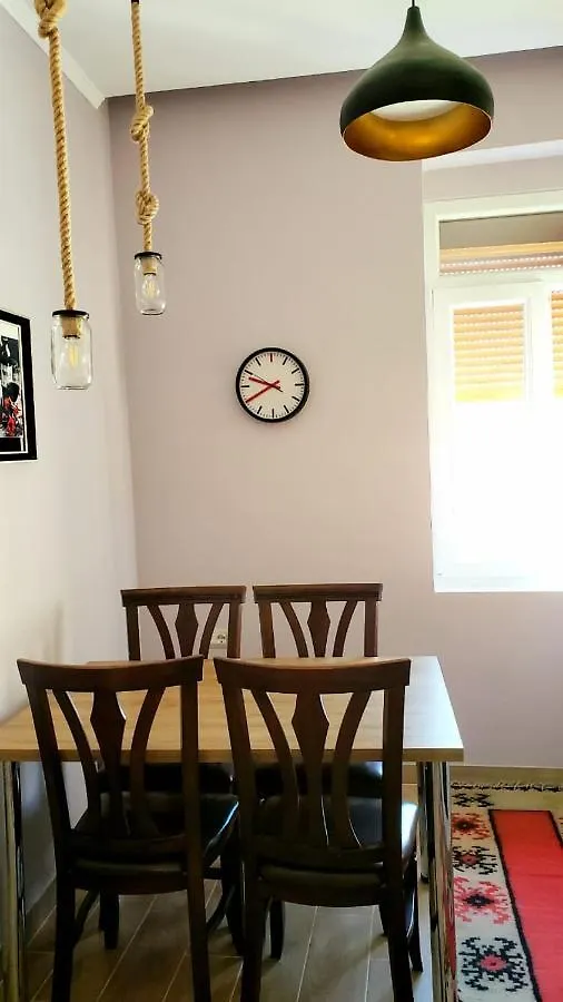 Louis Appartment Orikum 0*,  Albania
